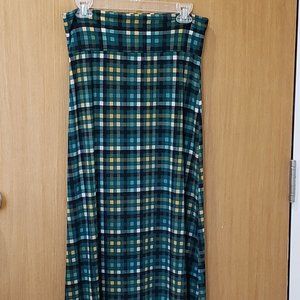 Got Style USA, green cream black checkered soft flowy maxi skirt, large